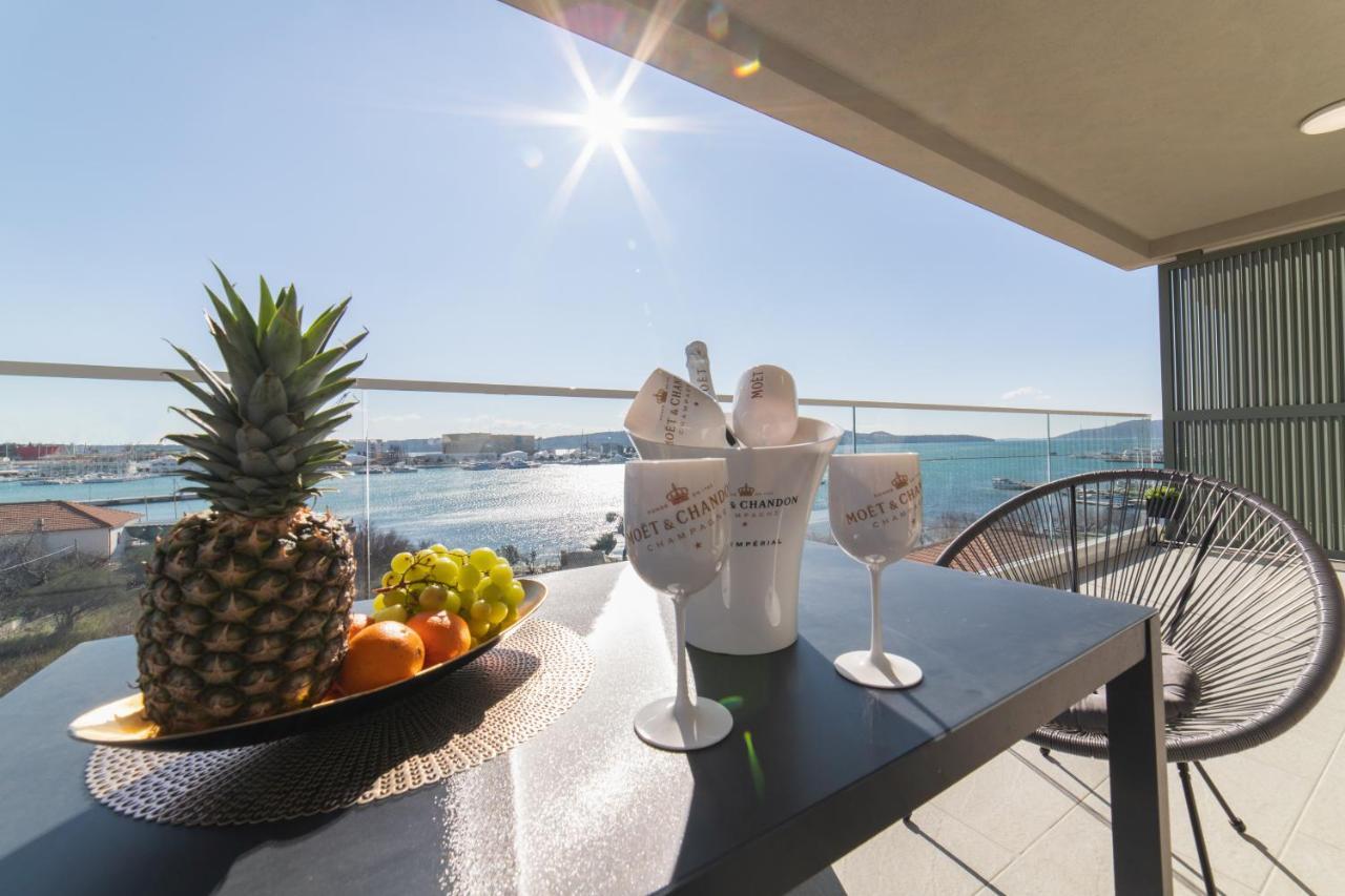 Apartman Blue Wave Trogir Exterior photo